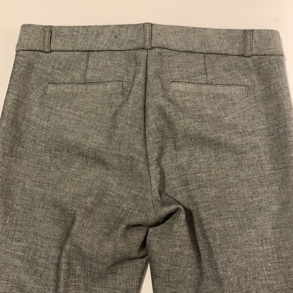 BANANA Republic Size 4 Gray Pants- Good Condition - Picture 10 of 15